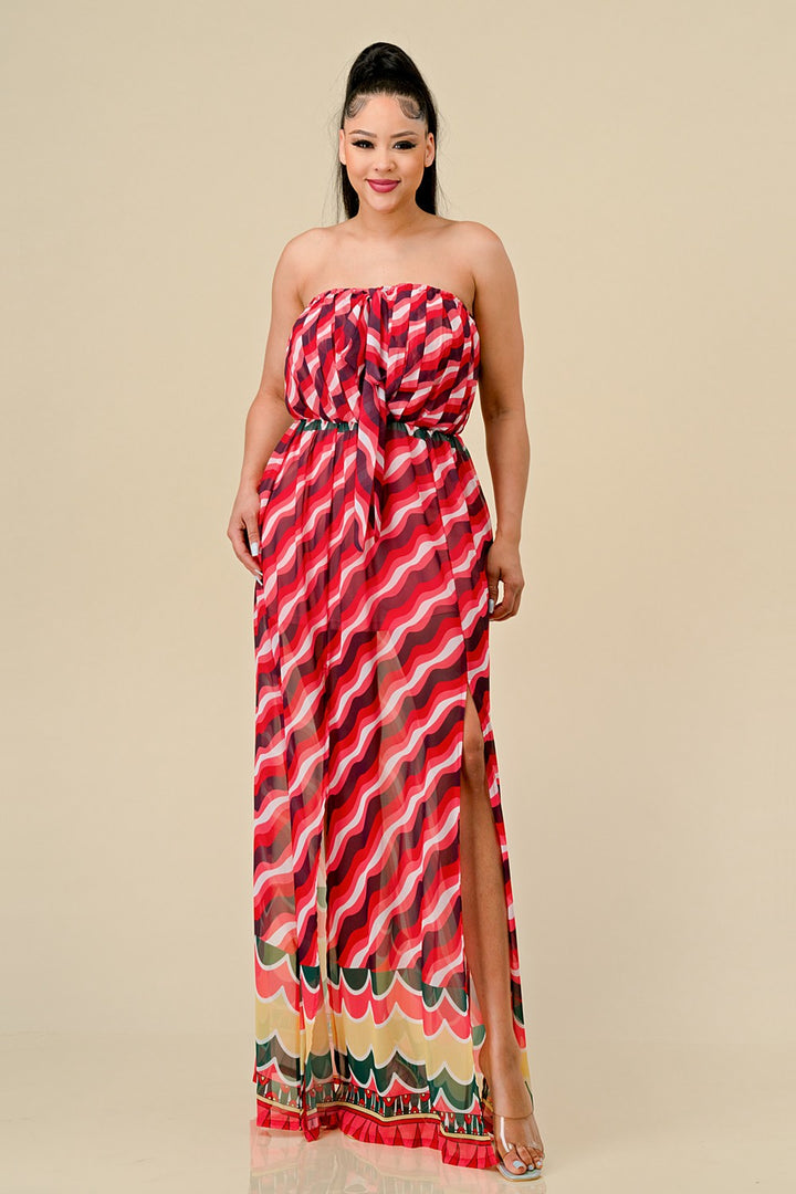 HALTER NECKLINE AND FLOWY MAXI SKIRT