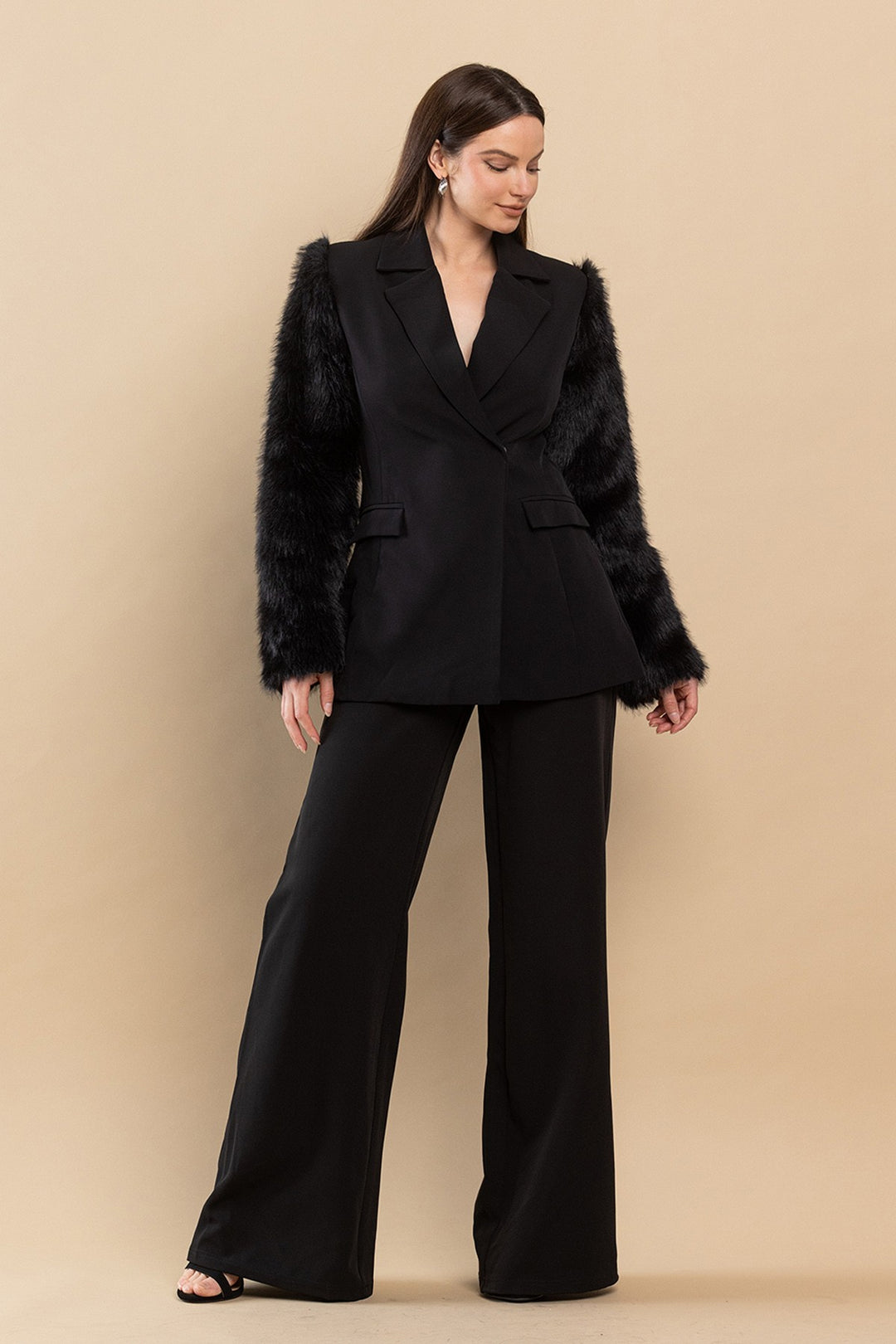 FAUX FUR SLEEVES BLAZER AND PANTS SET