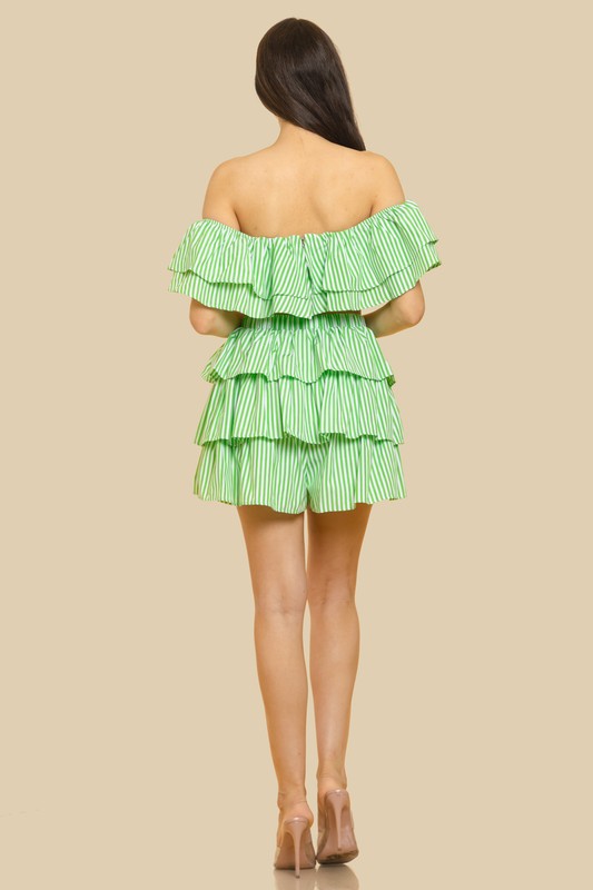 OFF-SHOULDEER RUFFLED TOP