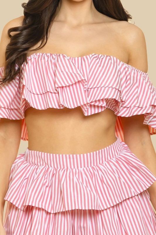 OFF-SHOULDEER RUFFLED TOP