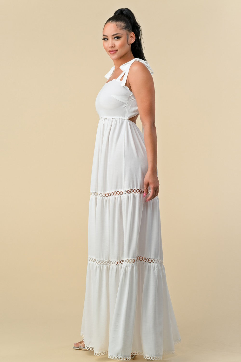 SHOULDER TIE SCALLOP MAXI DRESS