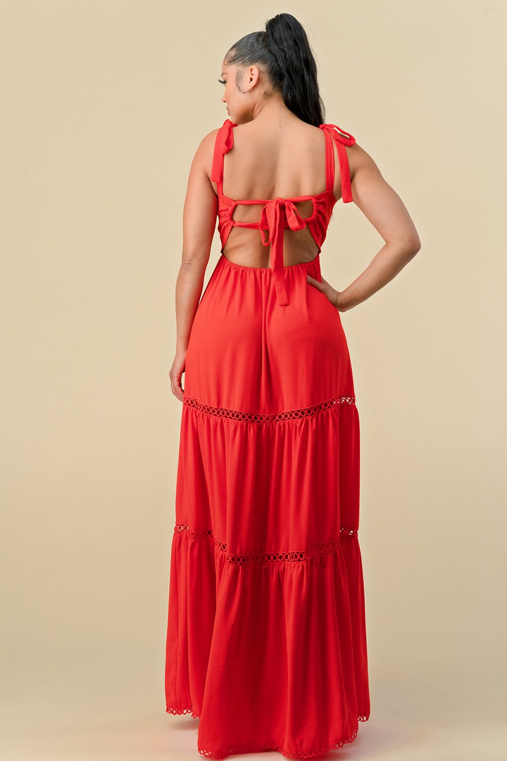 SHOULDER TIE SCALLOP MAXI DRESS