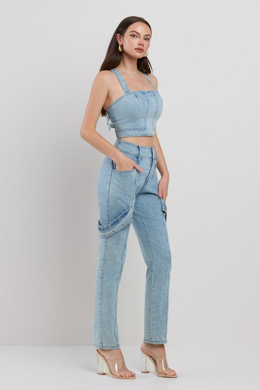 EYELET ATTACHED SLVLESS CROP TOP W/ MATCHING CROP PANTS SET